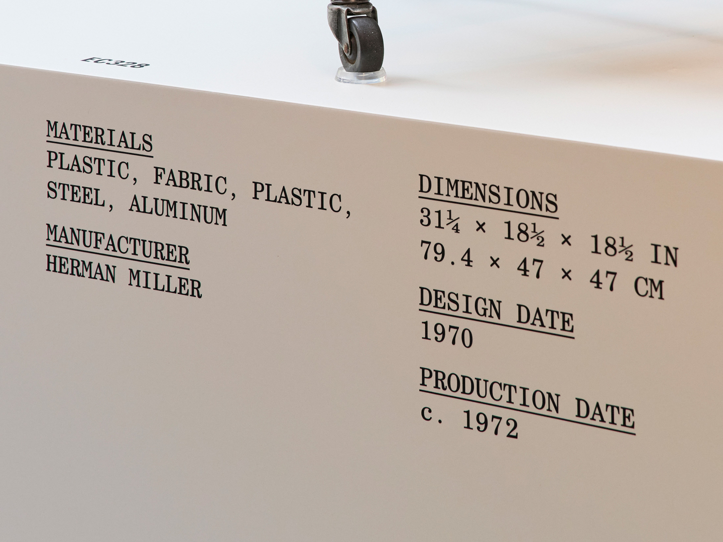 Eames_PlinthDetail3